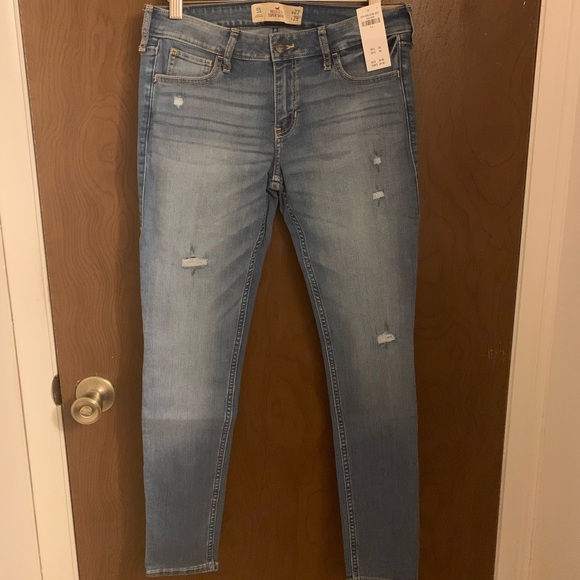 Hollister Co. Light Super Skinny Jeans - Picture 2 of 4
